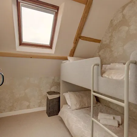 Fayette Sleeps 4, 2 Bedrooms, Cute Garden North Creake Exterior photo