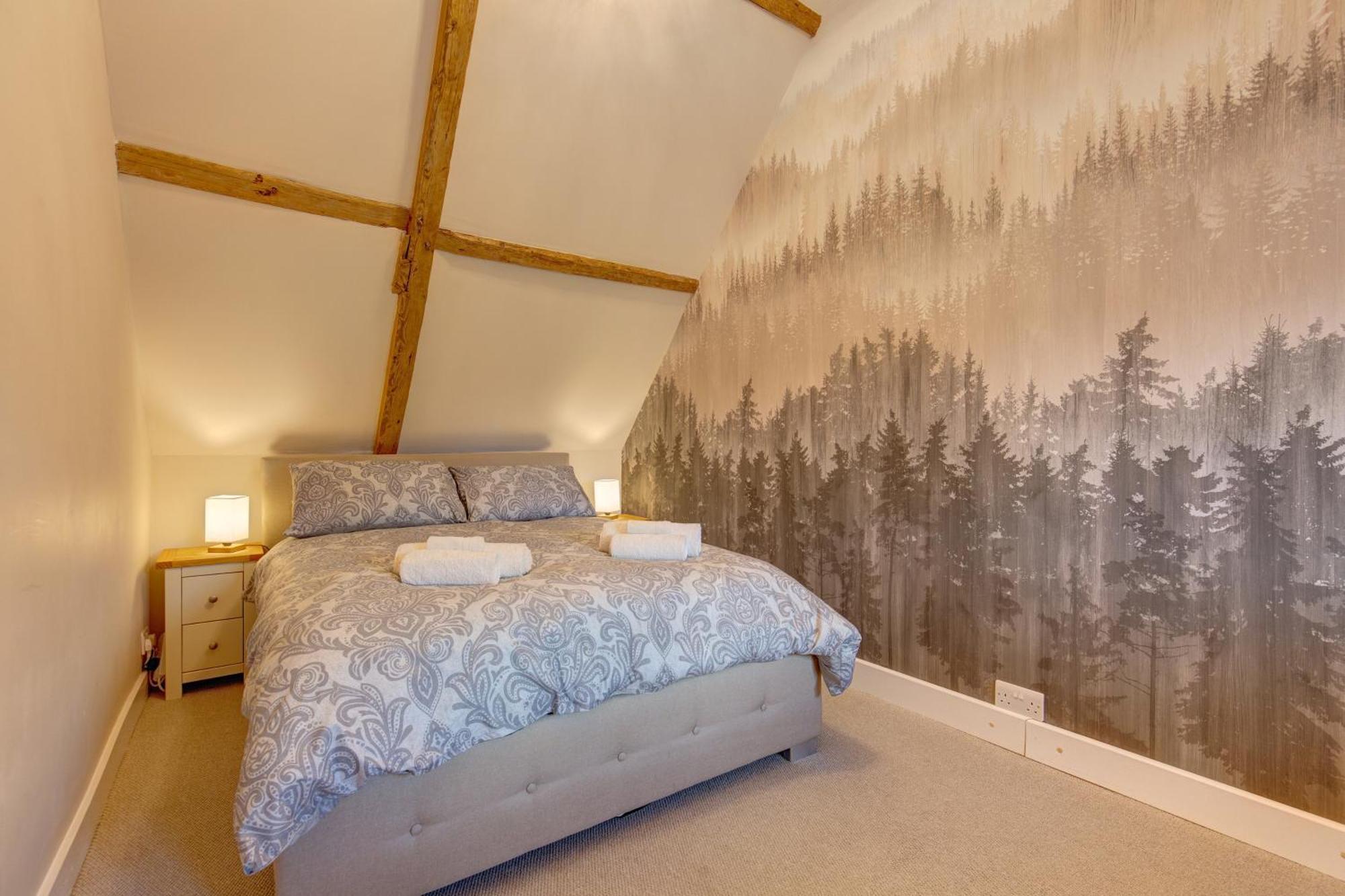 Fayette Sleeps 4, 2 Bedrooms, Cute Garden North Creake